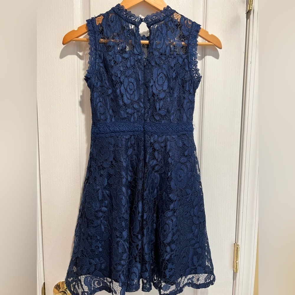 Knitworks girls￼ dress size 10 navy blue lace. - Picture 3 of 4